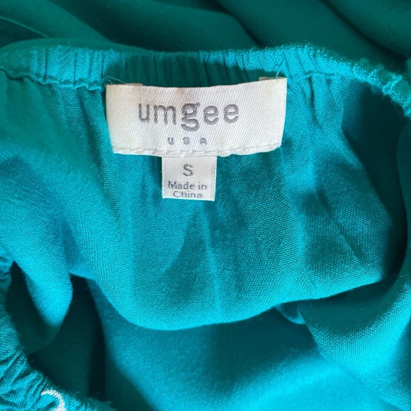 Umgee Colorful BohoStyle Top Size S Peasant Gypsie Style Coquettish Embroidered - Picture 3 of 8